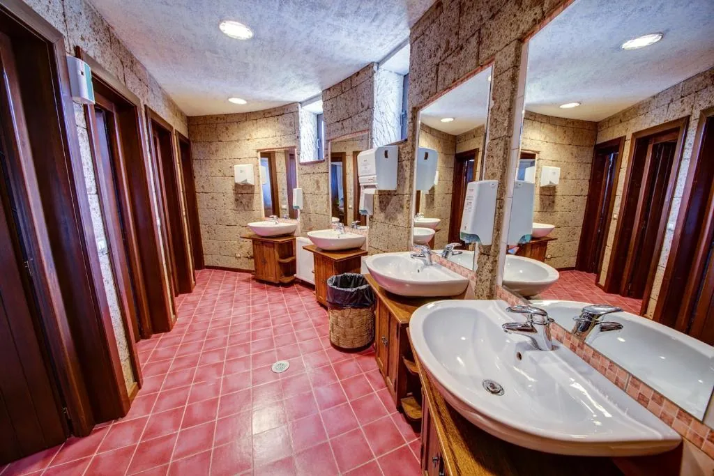 House of Dracula Hotel — fotografie 3